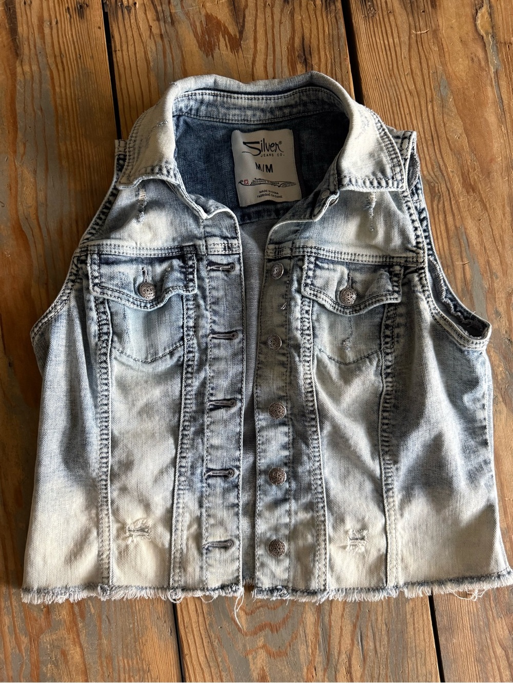 Silver Jeans light wash denim sleeveless vest